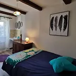 Maison Familiale Calme Avec Terrasse Et Circuits De Randonnee - Fr-1-582-200