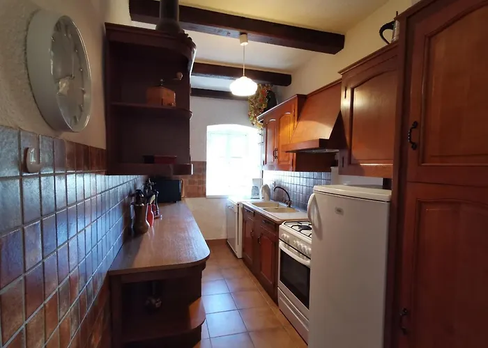 Maison Familiale Calme Avec Terrasse Et Circuits De Randonnee - Fr-1-582-200 Дом отдыха